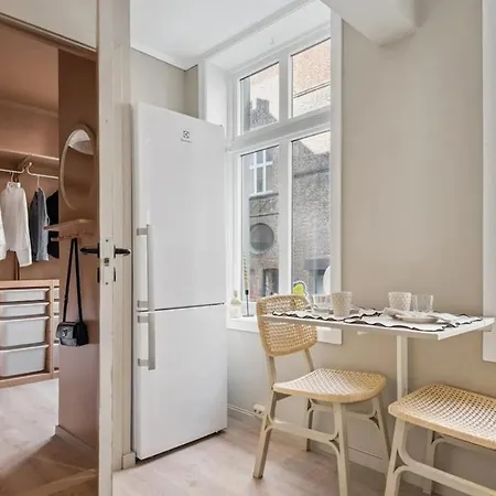 The Place To In Center - Close To Everything Apartment