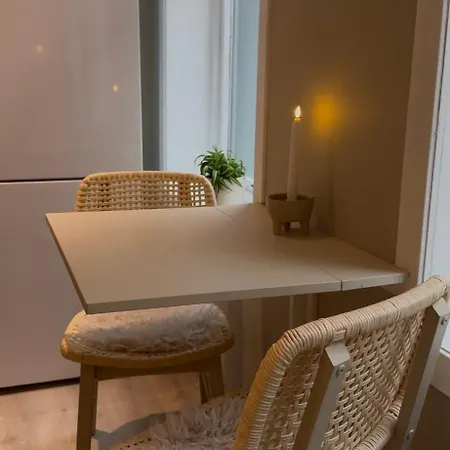 The Place To In Center - Close To Everything Apartment *